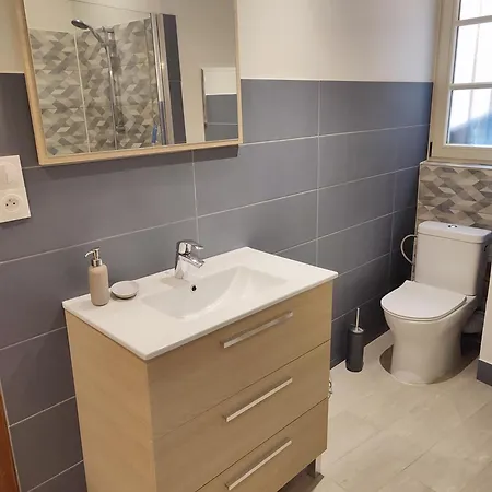 Apartment Beau Trois Pieces Au Centre De Centre